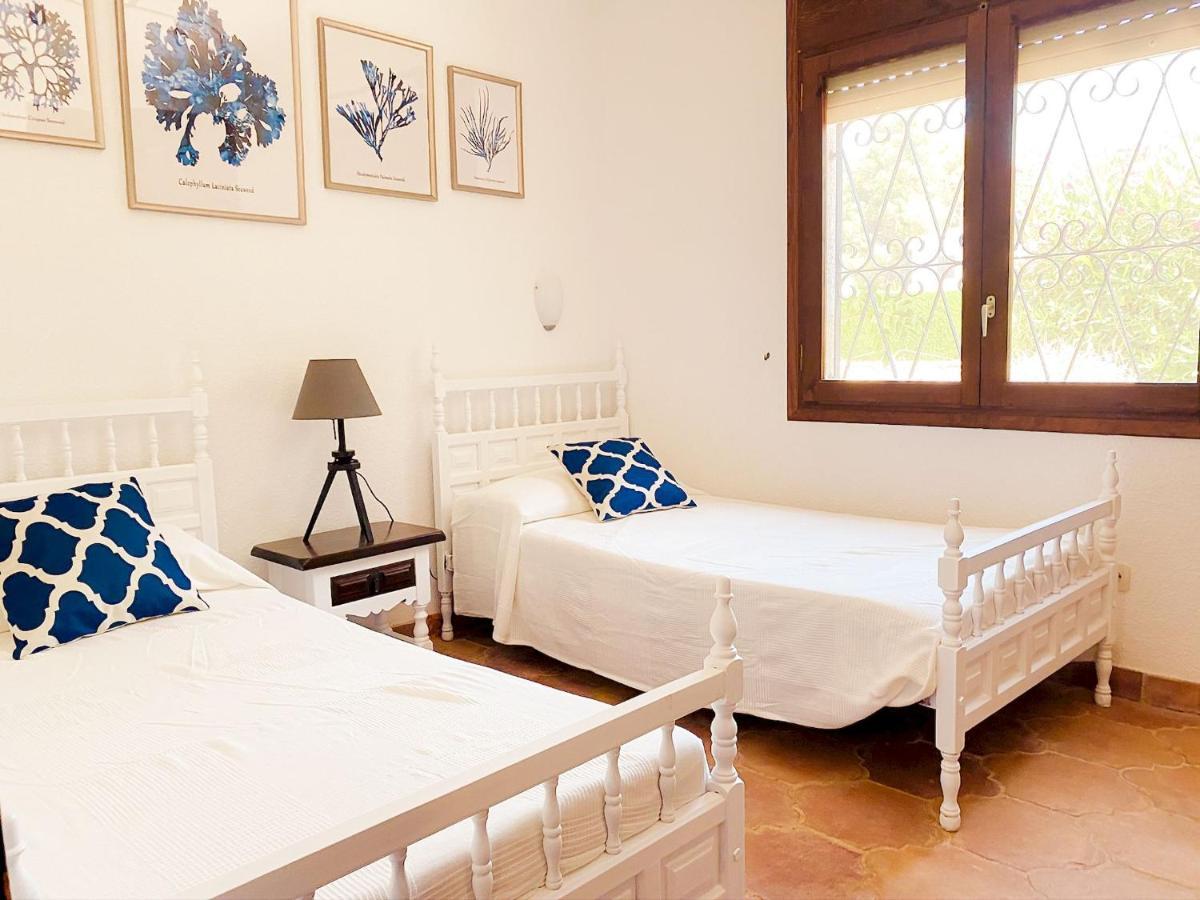 Villa Dos Calas - Bonita Villa De Estilo Rustico Y Piscina De Agua Salada L'Ametlla de Mar Eksteriør bilde